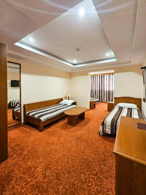 Two-Bedroom Family Apartment, Mali Hotel BaMBiS Podgorica